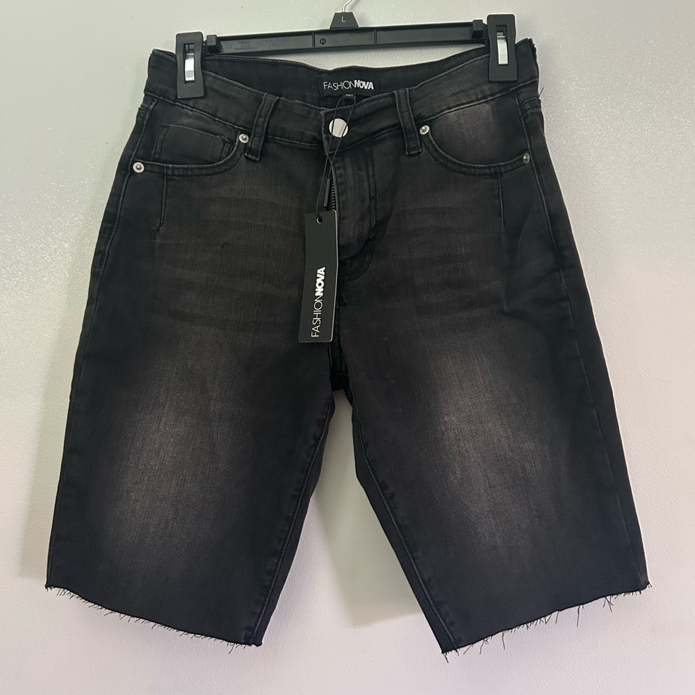 Fashion Nova Women's Black Denim Stretchy Bermudas